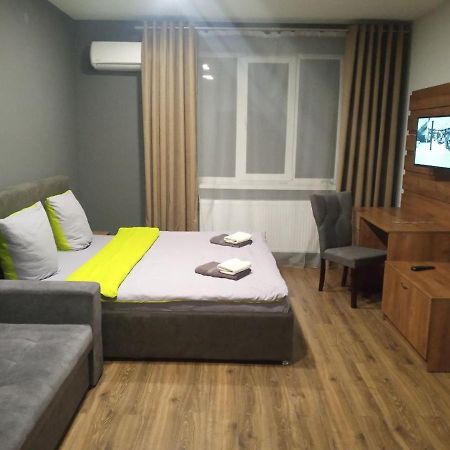 Apartment Yes 41 Uzjhorod Eksteriør bilde