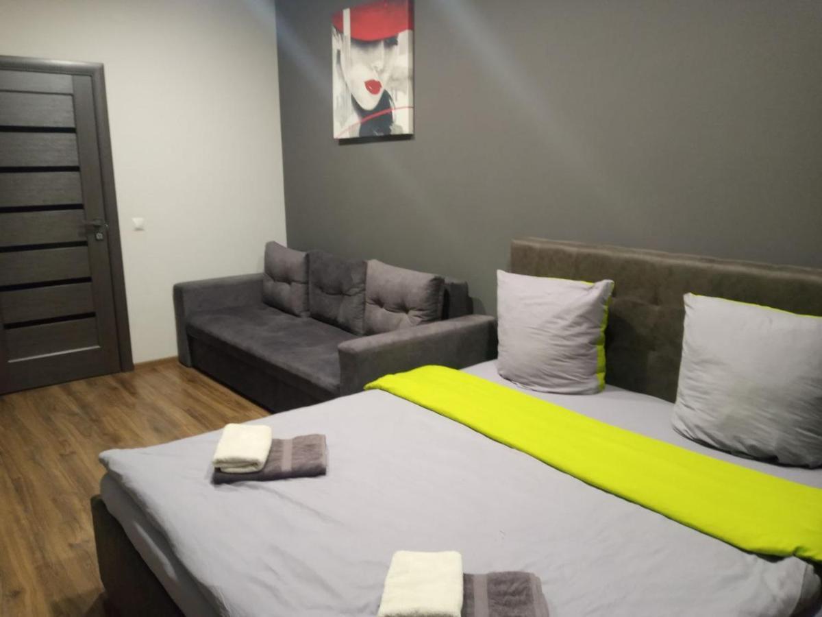 Apartment Yes 41 Uzjhorod Eksteriør bilde